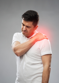 shoulder pain treatment for a man with severe shoulder pain in thompson north dakota. ricky morgan of MORGAiN phsyical therapy